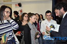 Il giornalismo investigativo piace gli studenti UniFg: Amendolara intriga con "VelEni"