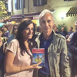"Va' dove ti porta il ruolo": le avventure semiserie di una prof precaria sbarca a Matera