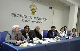 VelEni, il nuovo libro-inchiesta del giornalista Amendolara, conquista Potenza