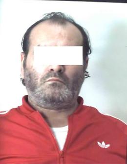 Eroina in una credenza della cucina: arrestato noto spacciatore del Cep