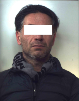 Cerignola, in giro con una pistola pronta per l'uso: arrestato pregiudicato 