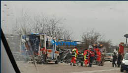 Foggia, circonvallazione: terribile schianto tra due auto, forse un morto