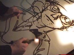 Al Mad Mall di Mattinata si disegna col fuoco