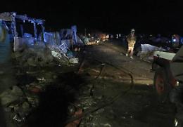 Tragedia al Gran Ghetto: incendio devasta l'accampamento, morti due cittadini africani 