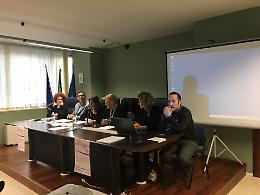 Un fiocchetto lilla per correggere l'alimentazione