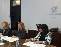 Accordo sindacati-Confindustria per combattere il fenomeno delle molestie sul lavoro