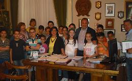 San Severo, i bambini della 5^A del "Rodari" vivono “Una giornata di vera Cittadinanza per parlare di legalità” 