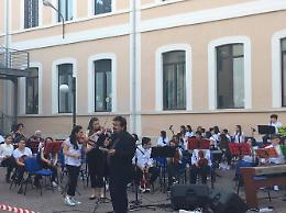 E il saggio di fine anno alla "Parisi De Sanctis" di Foggia finisce in musica 