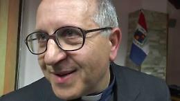 Il treno bianco dell'Unitalsi con monsignor Sirufo verso Lourdes