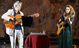 "Cantar viaggiando" al Carpino Folk Festival: arrivano Piero Brega, Oretta Orengo e l'Orchestra Bottoni

