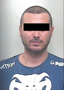 Lesina, scoperto il "supermercato" della mafia: arrestato ristoratore 