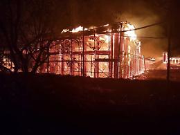Incendio Faragola:in mattinata la rimozione della tettoia