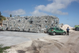 Vico del Gargano: sequestrata  discarica abusiva di 12mila mq