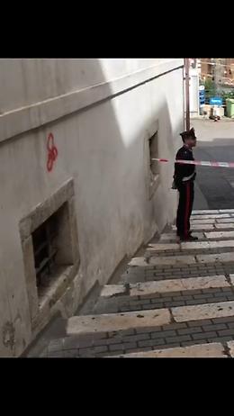 Ischitella, 15enne ferita: si cerca un 37enne