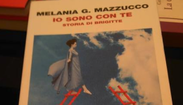 Il Premio "Basilicata" a Melania Mazzucco per "Io sono con te"