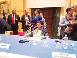 Nuova legge sull'immigrazione? La proposta di Emma Bonino