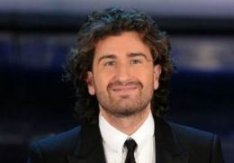 Alessandro Siani e il cinema all'acqua di rose
