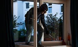 Foggia, ladri in casa: coppia derubata nel sonno