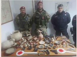 Agguato davanti alla caserma dei Carabinieri: ad Orta Nova notte di perquisizioni e sequestri 