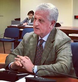 A capo della cricca di Venosa c'era anche l'ex assessore regionale del Pd Carmine Miranda Castelgrande