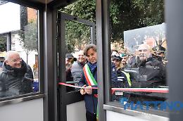 I Vigili di Foggia mettono "tenda" in stazione, il sindaco: «Prezioso presidio di legalità»