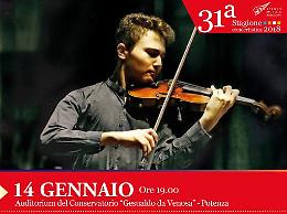 A Potenza "C'è un palco per te": in concerto il violinista Simone Spadino Pippa