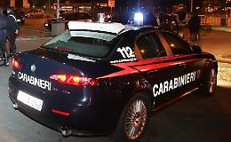 Fa irruzione in casa  per derubarla, viene scoperto e tenta di estorcere denaro: arrestato 