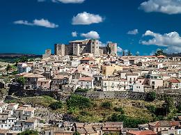 Da capitale normanna a capitale dell'automobile: i 1000 anni di Melfi