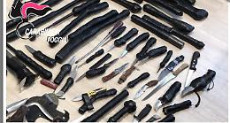 San Marco in Lamis, deteneva 50 coltelli e Molotv: arrestato 52enne