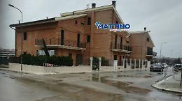 Ordigno sindaco di Apricena: il pacco sospetto notato da un poliziotto libero dal servizio