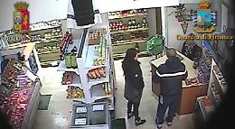 Foggia, usura ed estorsioni: 5 arresti