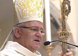 Il vescovo chiede scusa per i preti gay dello scandalo con l'escort: «Lo facciamo a nome di chi non ha tenuto un comportamento consono alla grazia sacramentale, procurando in voi turbamento e scandalo»
