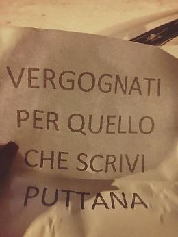 Potenza, pesanti insulti a una cronista del quotidiano il Roma. La redazione: «Andiamo avanti raccontando i fatti»