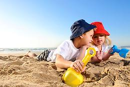 Rodi e Vieste "bandiere verdi" delle spiagge consigliate dai pediatri per i bambini 