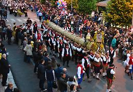 Potenza in festa: i Portatori del Santo accendono la celebrazione patronale