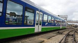 Trasporti, Emiliano: «Il raddoppio della linea ferroviaria Bari-Matera procede bene»