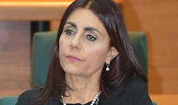 La donna giusta, il romanzo di esordio di Caterina Ambrosecchia