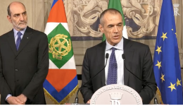 Cottarelli ha rimesso il mandato a Mattarella: «Non è più necessario formare un Governo tecnico»