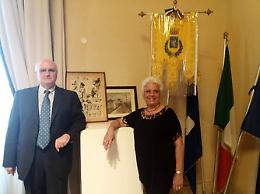 Potenza riceve in dono due quadri di Italo Squitieri 