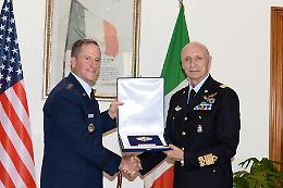 David Lee Goldfein, Capo di Stato Maggiore della U.S. Air Force, torna nella sua Lucera e passa in rassegna l'Amendola di Foggia 