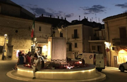Castelluccio dei Sauri, rumeno ubriaco aggredisce due persone con un coltello