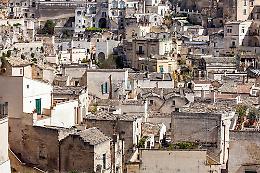 Legge elettorale, ANDE di Matera: «Superare deficit di democrazia paritaria»