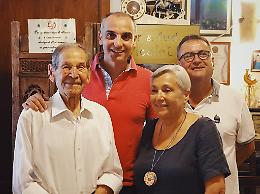 Da oliveti e vigneti, Silvestro Gualano ha appreso il segreto della longevità: oggi festeggia 104 anni
