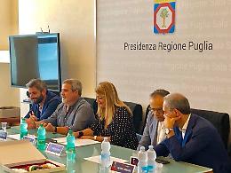 Chi cucina meglio tra i sindaci di Puglia? La sfida ai fornelli: il foggiano Landella in squadra con Annese di Monopoli