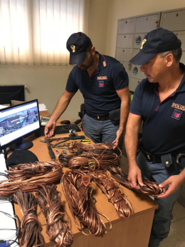 Foggia, la Polizia becca un rumeno con 41 chili di rame