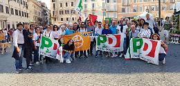 I foggiani di Piazza del Popolo PD contro il Governo