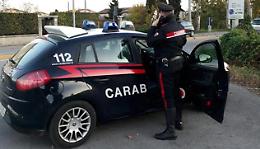 Barile, minaccia con una pistola il suo avvocato e fugge