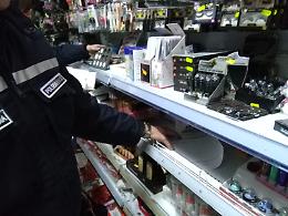 "Operazione Santa Lucia" della Polizia locale di Foggia: sequestrati 599 cosmetici e 538 giocattoli al "Quartiere Ferrovia" 