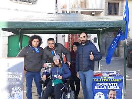Il gazebo della Lega ad Abriola riscuote successo