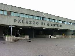 "Giustizia Privata":  sospeso Presidente della Commissione Tributaria di Bari
